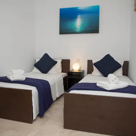 Townhouse 23, Lagada Apartment